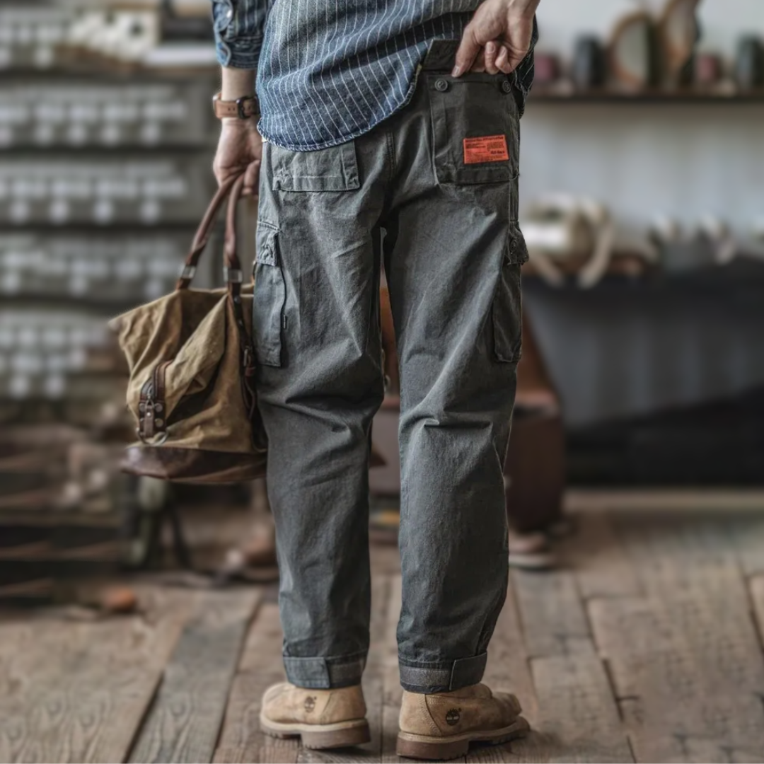 AirFlex™ Premium Cargo Pants — Lightweight Comfort & Urban Performance